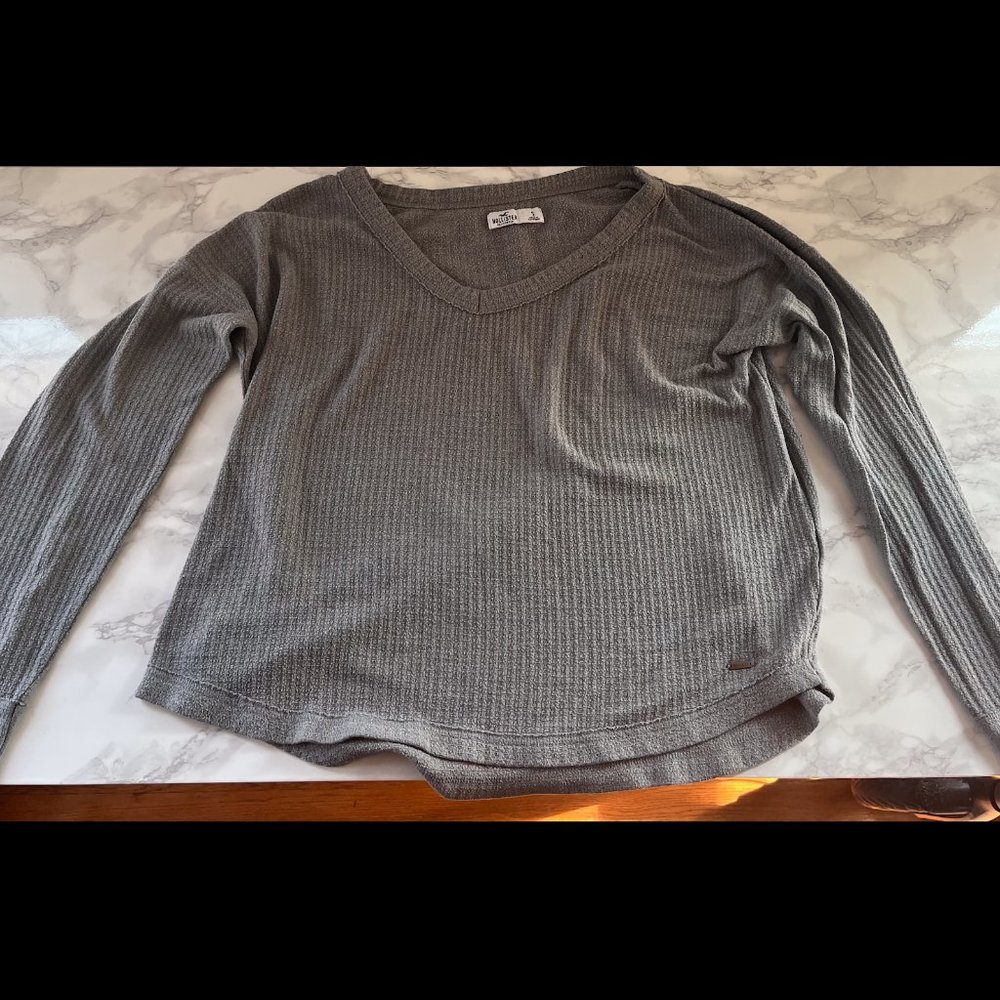 Gray Hollister Pullover
